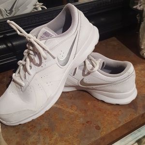 Nike tennis shoes